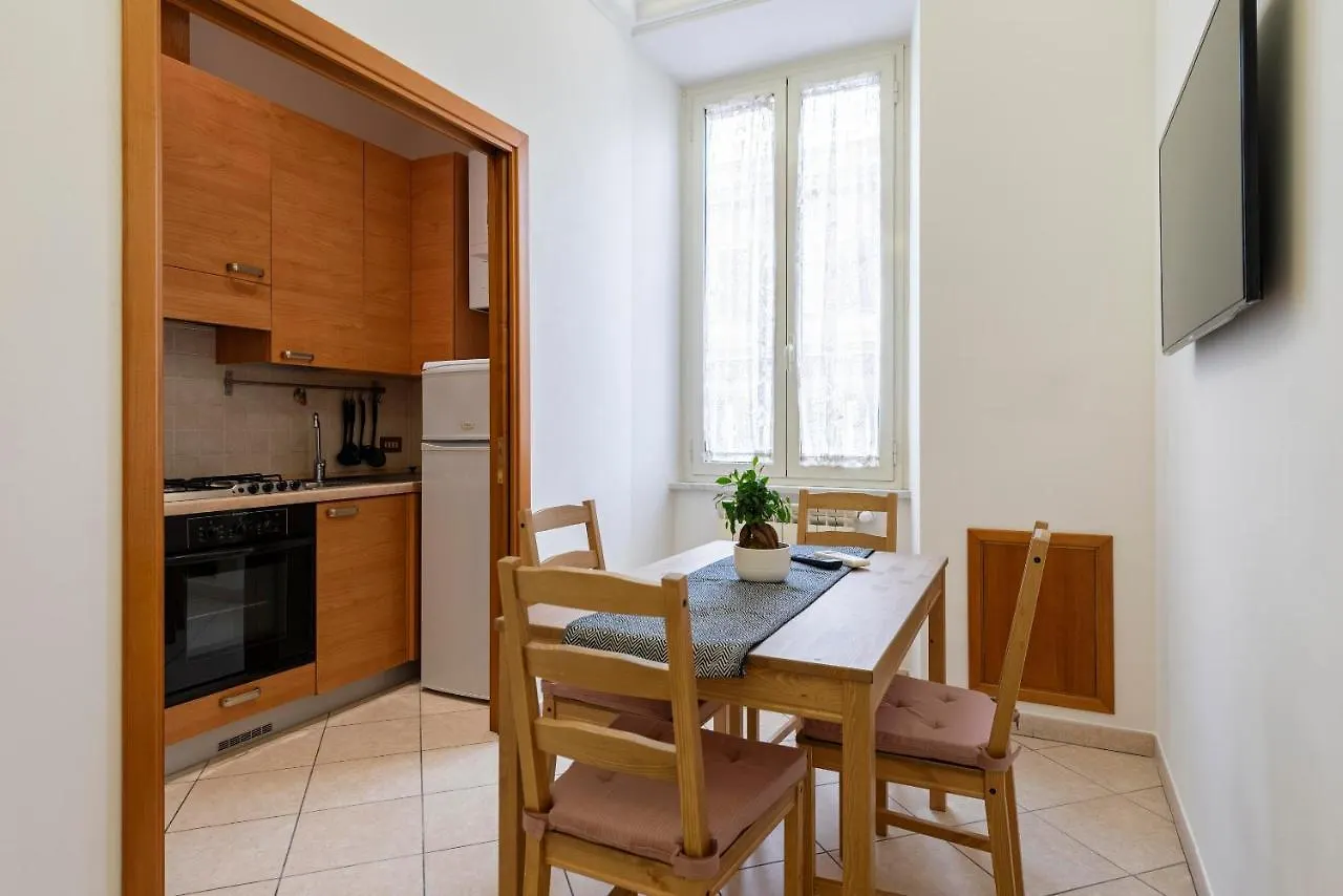 Whiteten Rome Apartment